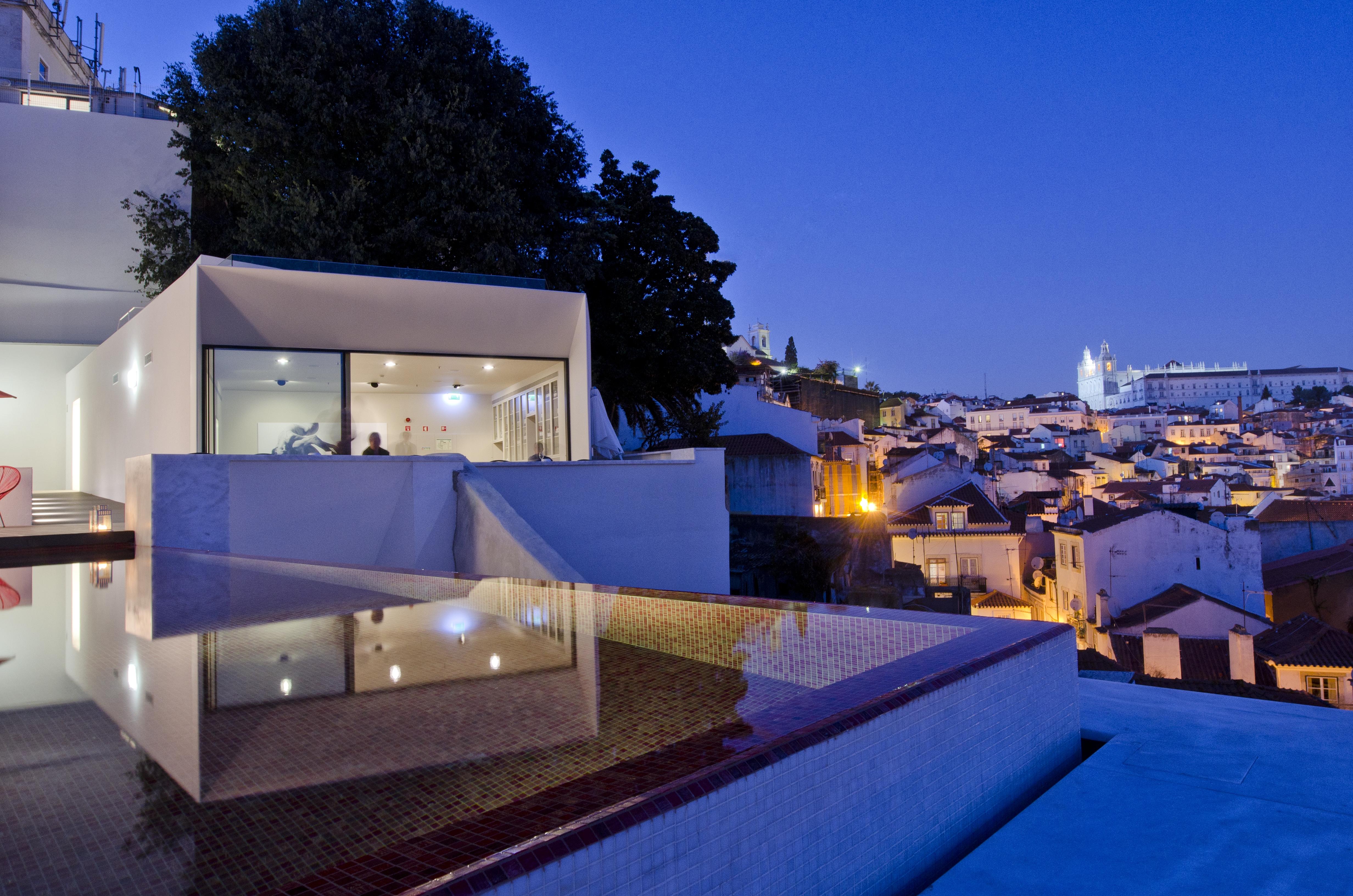 Memmo Alfama - Design Hotels (Adults Only) Lisbon Bagian luar foto