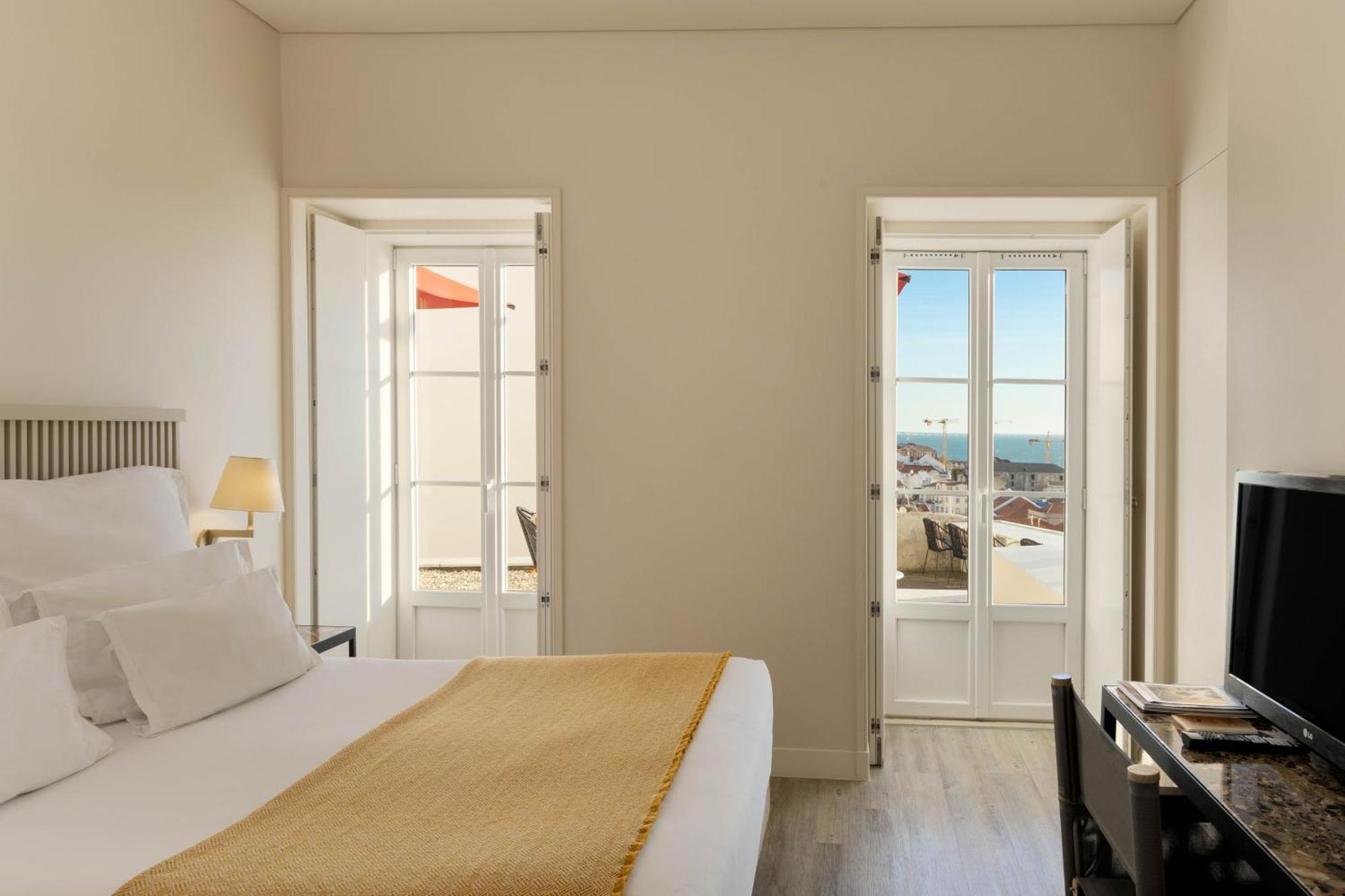 Memmo Alfama - Design Hotels (Adults Only) Lisbon Bagian luar foto